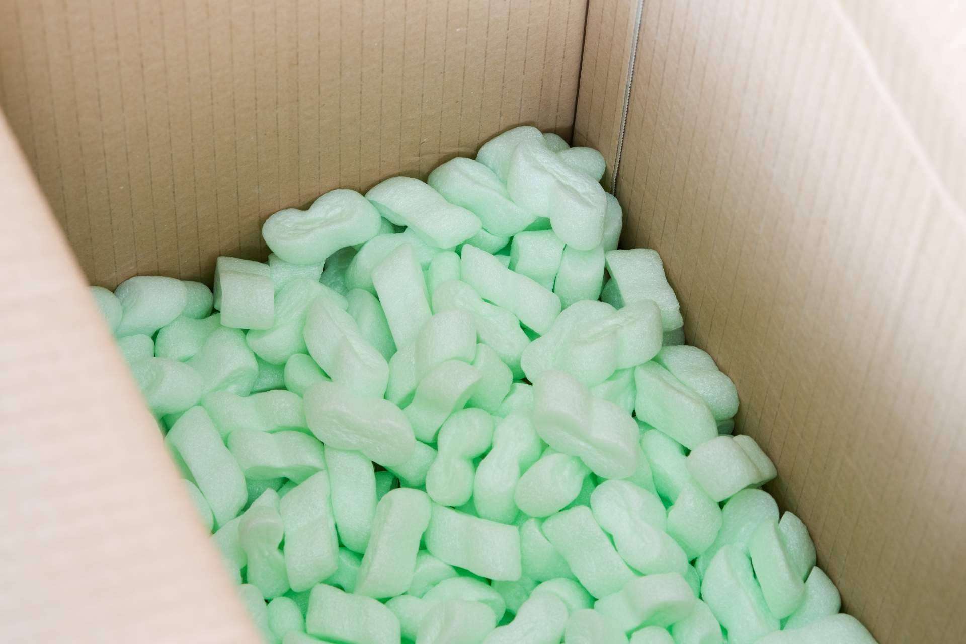 Opciones de colorantes solubles para plásticos Waxoline®