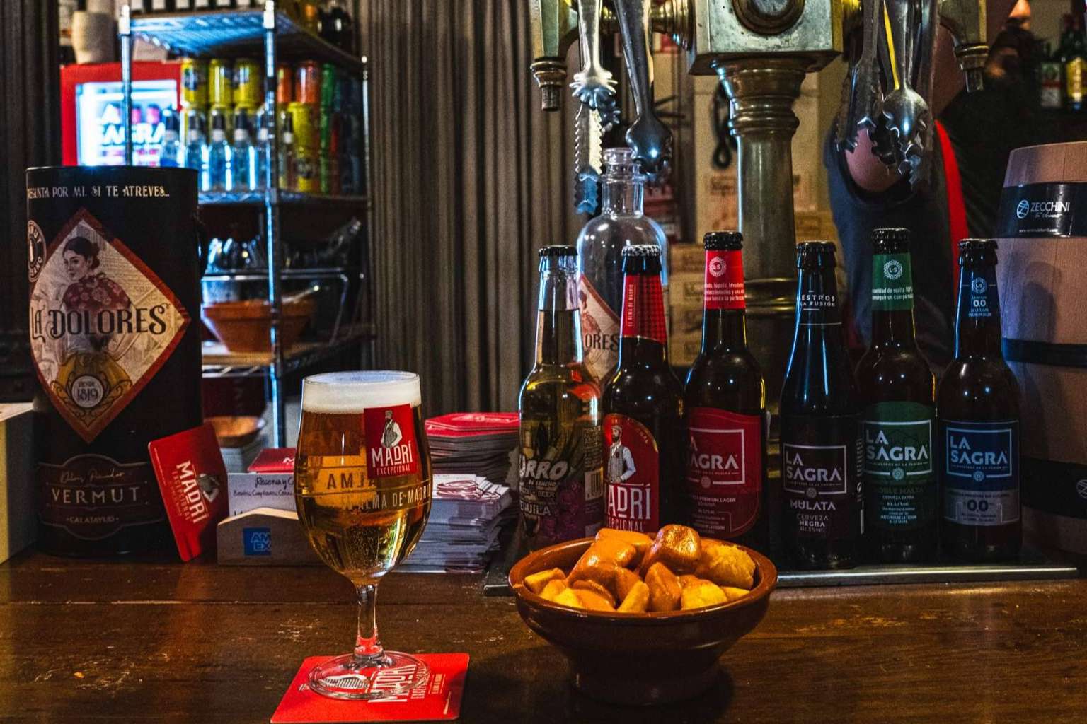 Uno de los lugares favoritos para celebrar un cumpleaños, la taberna La Copla de Madrid