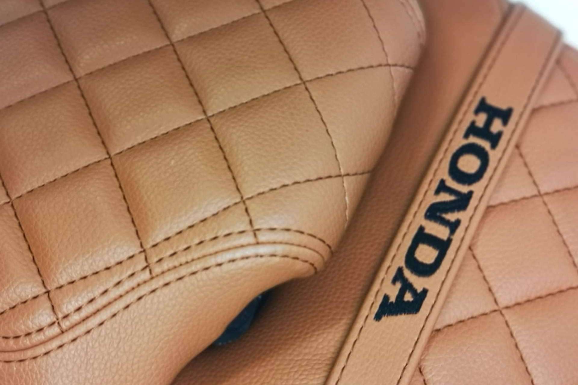 Un referente en el tapizado para motos, JM-Fundas