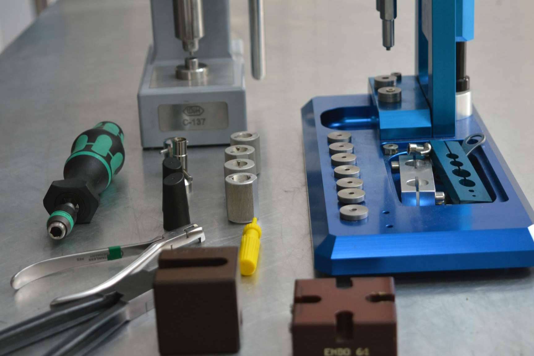 Servicio de reparación del instrumental dental rápido y efectivo, de la mano de RD Express