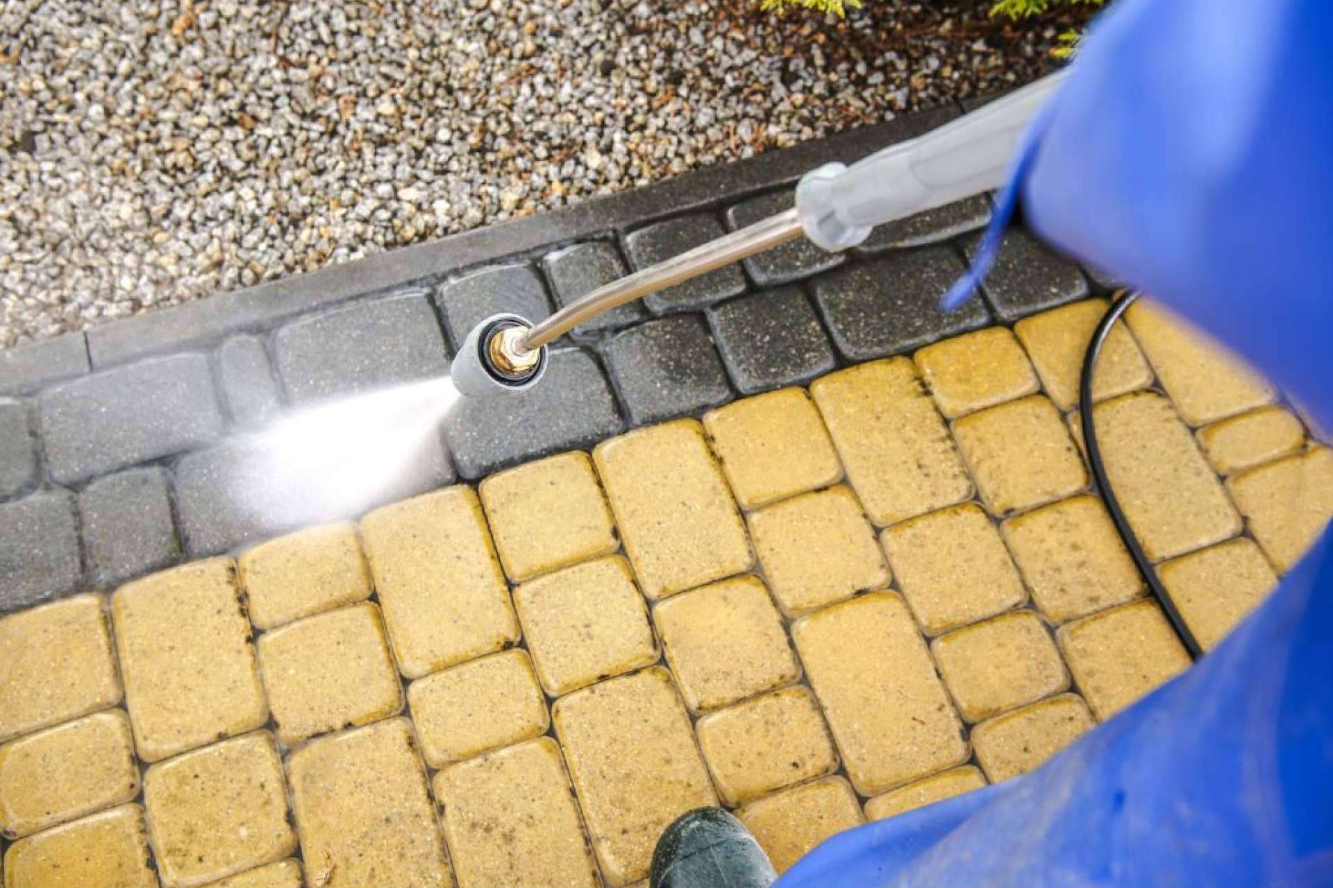 Edificios Limpios se ocupa de la limpieza exterior del hogar