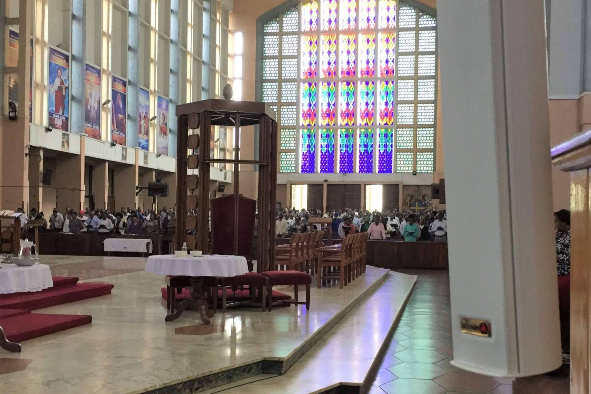 Conocimiento de los entornos para optimizar las condiciones sonoras de una iglesia, gracias a Belltron