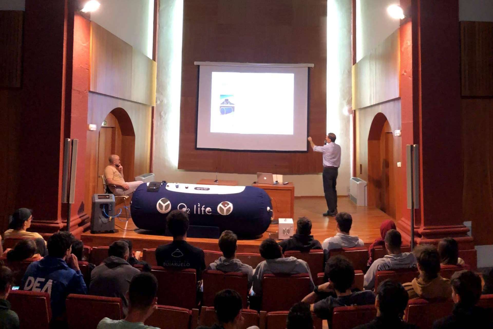 La colaboración de O2life con INEFC en formaciones sobre la HBOT aplicada al deporte