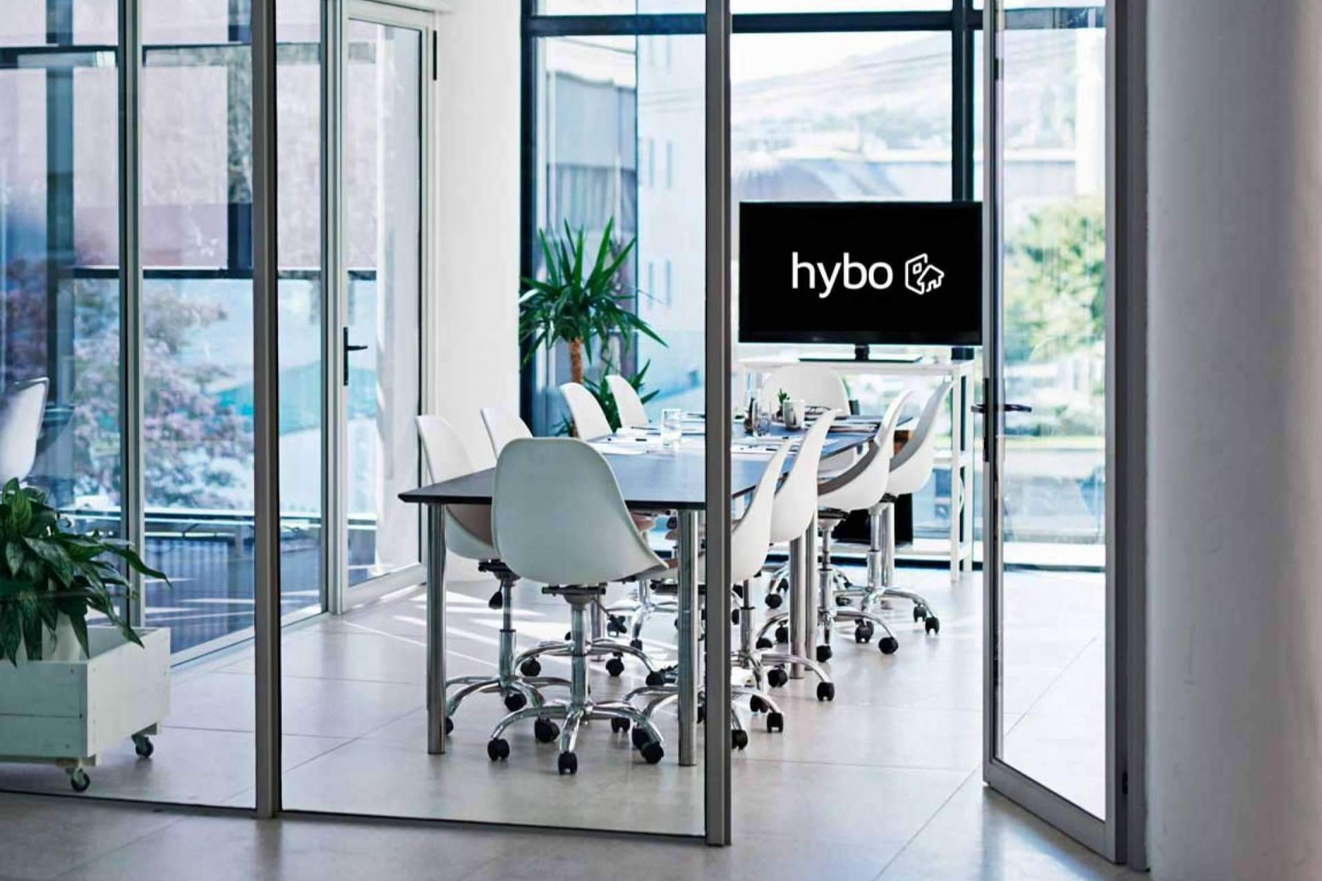 ¿Qué ahorro genera para una empresa contar con el gestor Hybo?