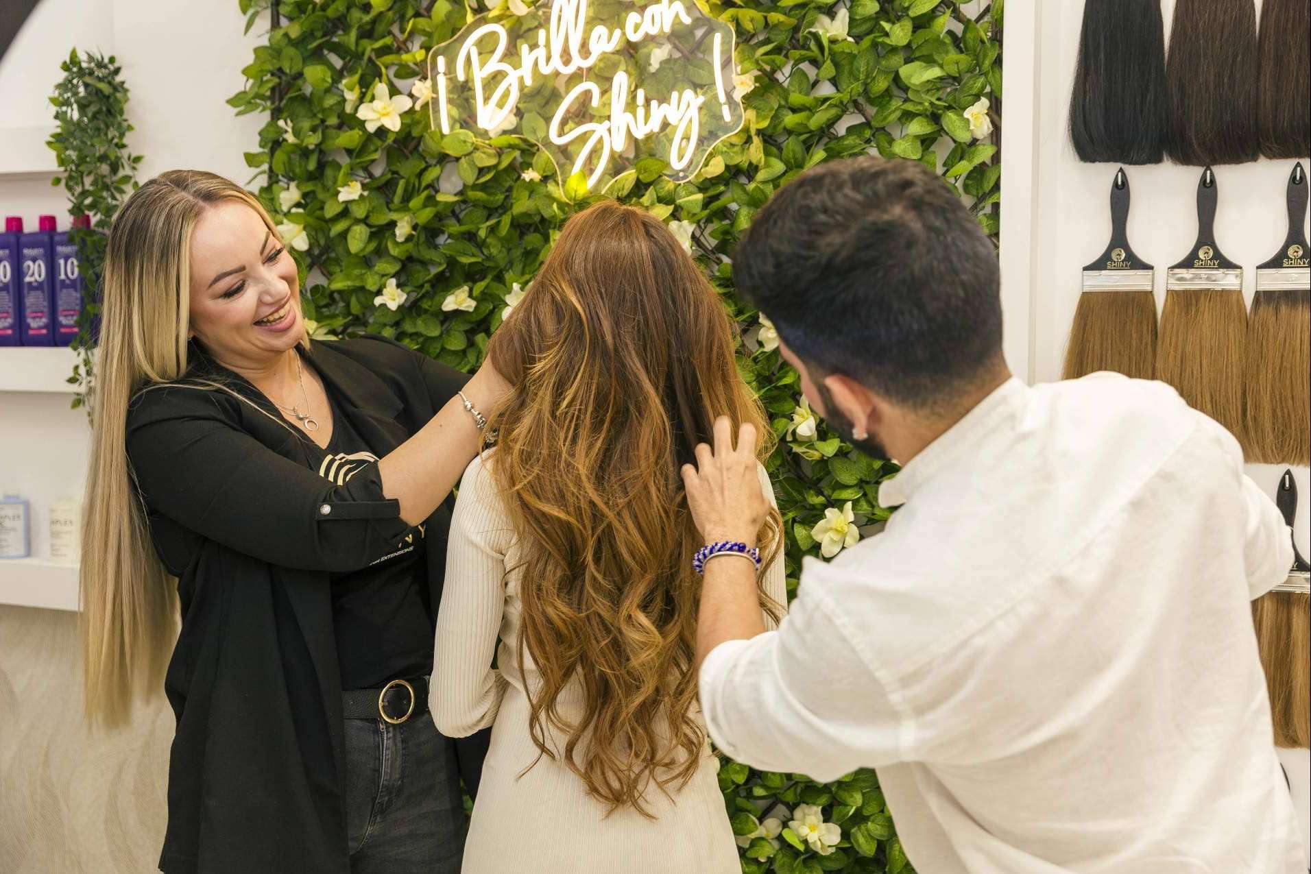 La melena perfecta con las extensiones de cabello natural de Shiny