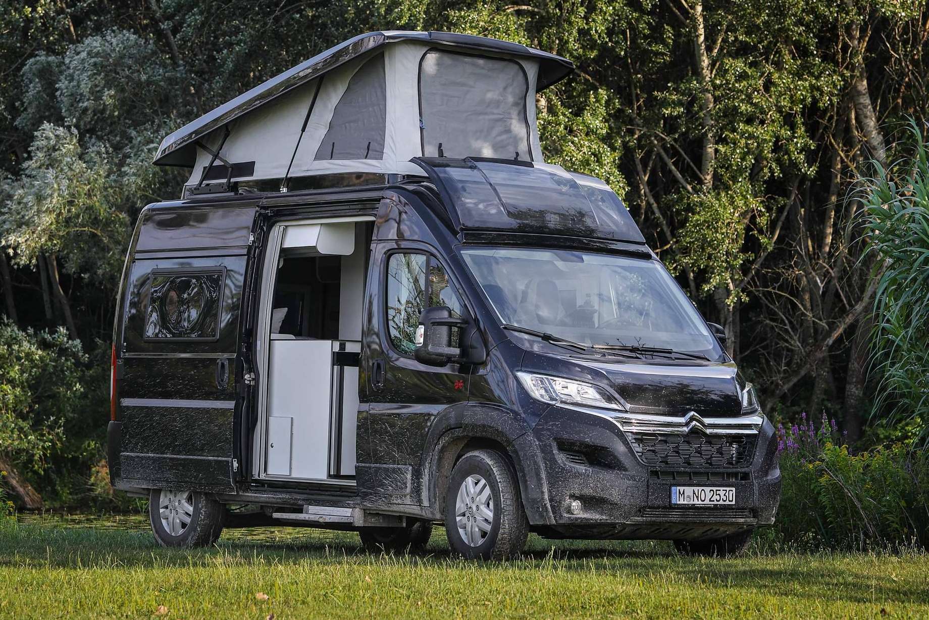 Cámper Canarias, la opción para disfrutar del paisaje de las islas con Clever Vans