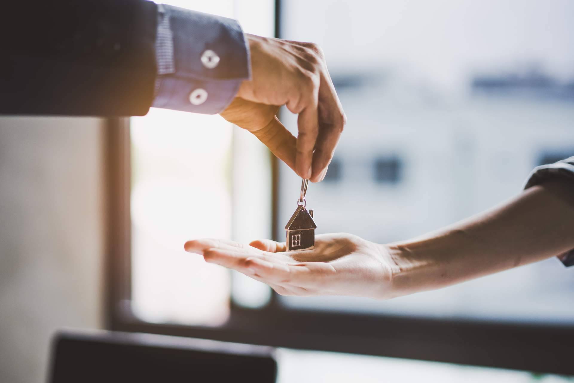 Ante la nueva Ley de Vivienda, el modelo de alquiler de Live4Life puede ser el aliado de los propietarios