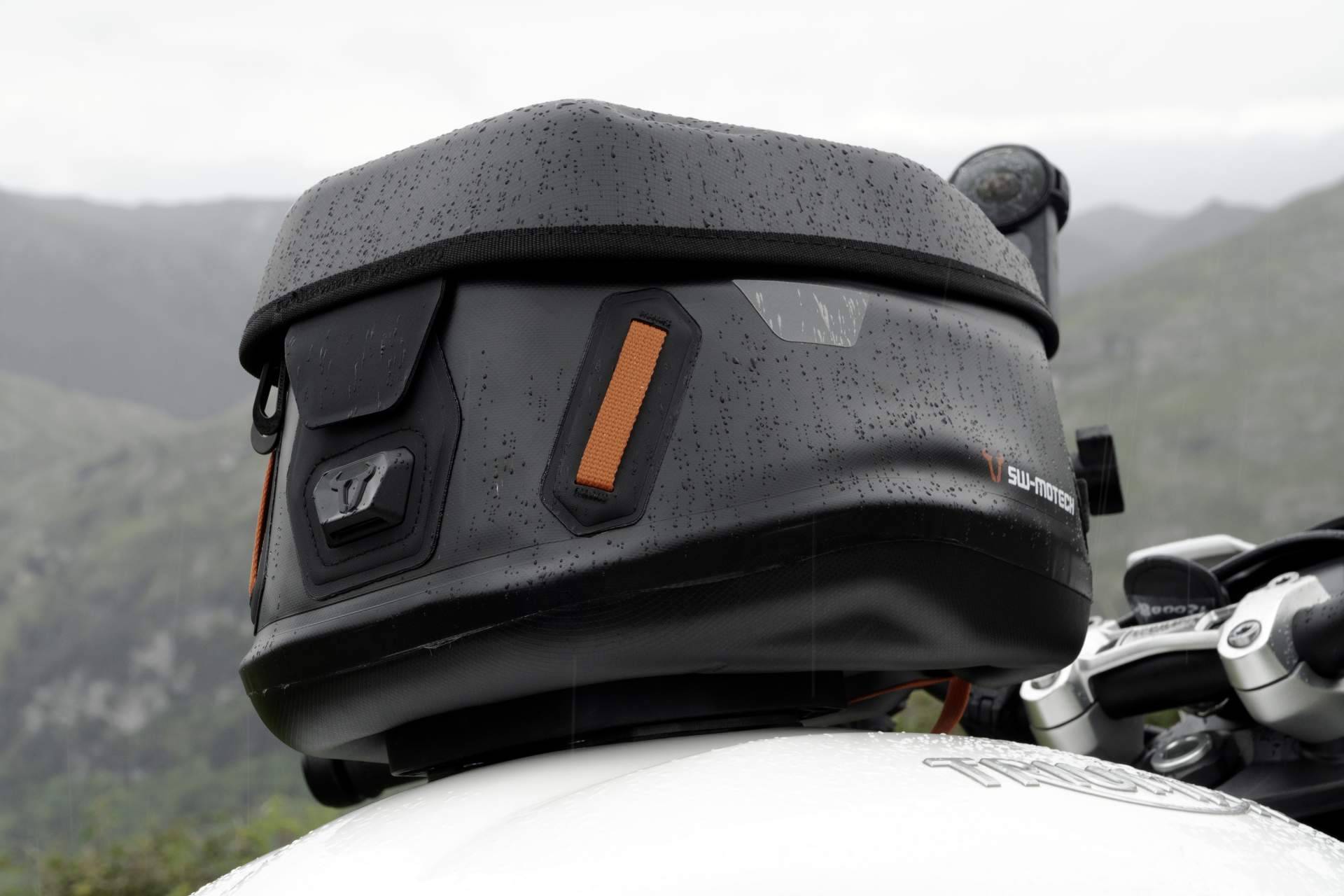 Este verano, con el equipaje para moto de SW-MOTECH, nadie se dejará nada en casa