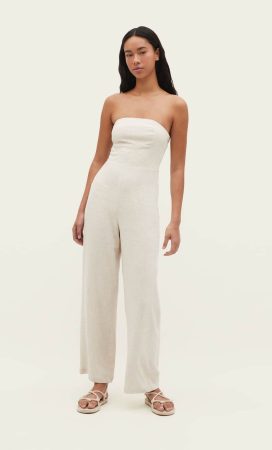 Hazte con este elegante mono de lino ultra minimal en Stradivarius y triunfa este verano 4 Merca2.es mono largo bandeau lino stradivarius elle 6489cdcaba583 Merca2.es