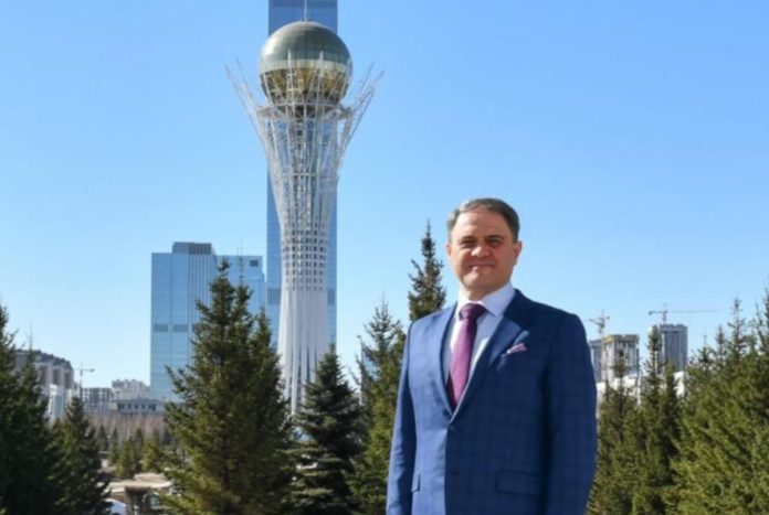 El ministro de Exteriores de Kazajistán, Roman Vassilenko