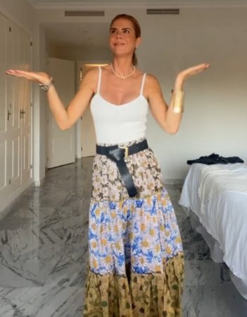 Amelia Bono triunfa con este look veraniego de falda boho de las rebajas de Zara 7 Merca2.es Amelia Bono con su falda boho de Zara Merca2.es