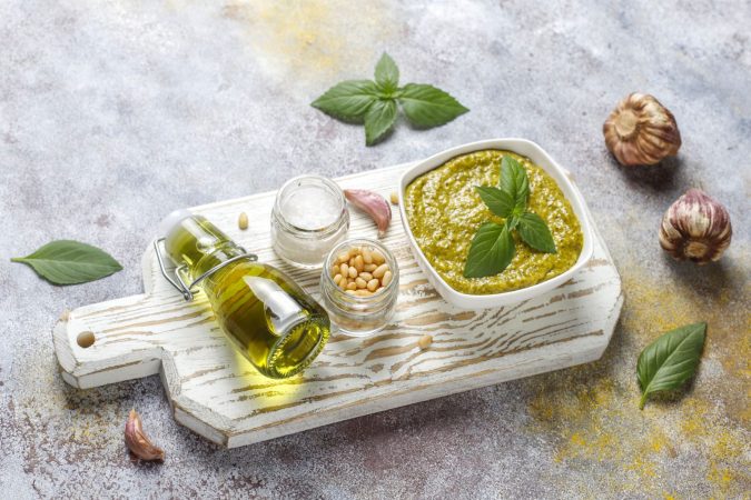 La sencilla receta de ensalada Caprese de Karlos Arguiñano, con sólo 3 ingredientes 8 Merca2.es Añade un pesto