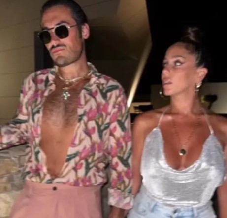 El sexy top plateado de Stradivarius que usa Anabel Pantoja para ir de fiesta