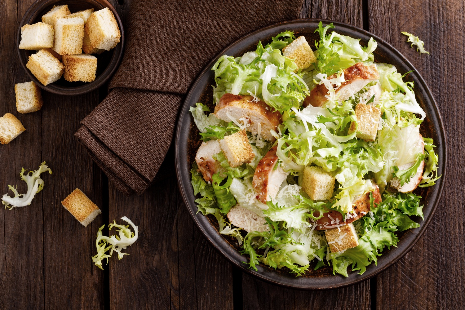 Comparamos la ensalada César de Mercadona, Lidl, Día y Carrefour