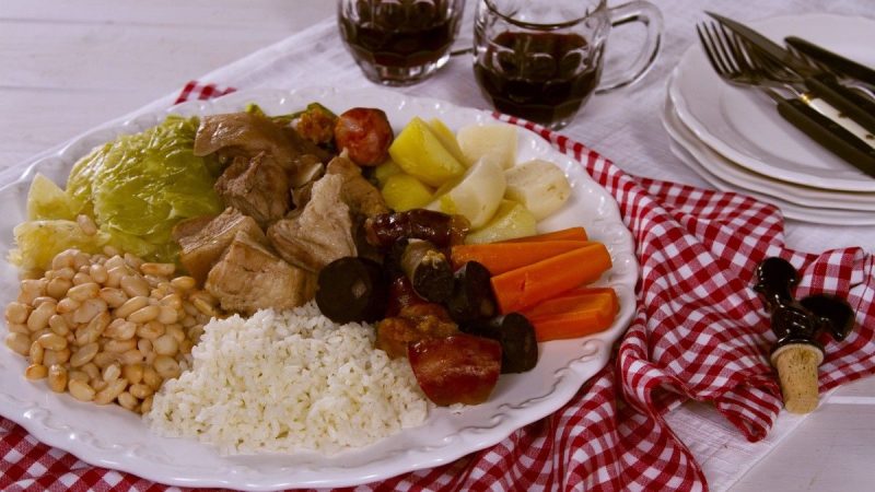 Tradicional receta de cocido a la portuguesa 8 Merca2.es Disfruta el cocido a la portuguesa