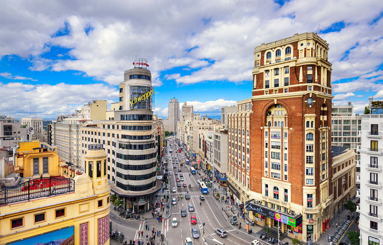 Madrid gana la batalla de la vivienda a Barcelona gracias a los impuestos