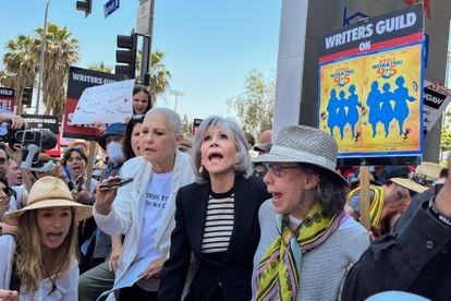 Los cirujanos plásticos de Hollywood no dan abasto de trabajo con la huelga de actores 1 Merca2.es FUDKD64TP5D37JZMXII7WNTEQI Merca2.es
