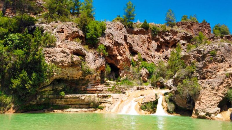 Las Chorreras del Cadriel, un oasis paradisíaco cerca de Madrid 3 Merca2.es Laguna Chorreras Cabriel Merca2.es