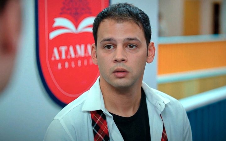Ogulcan en 'Hermanos'