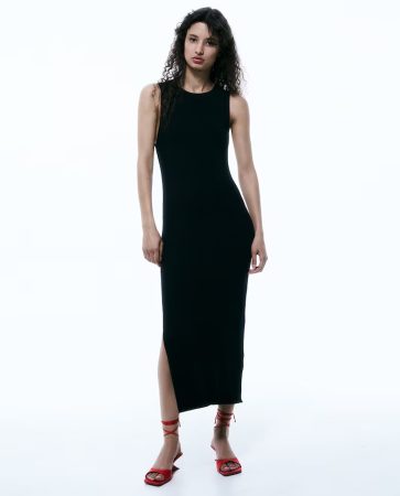 Vestido largo sencillo de Sfera