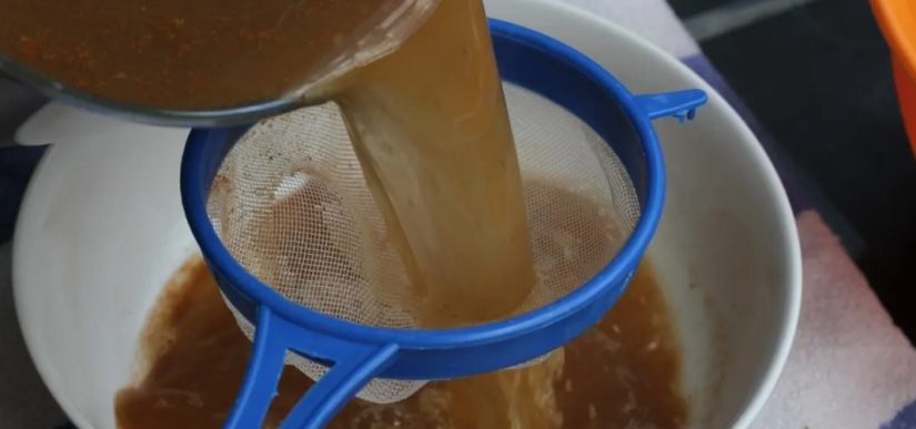 Guiso de legumbres marinero, receta de pochas con langostinos y sepia 81 Merca2.es Paso 5: cocción de la olla