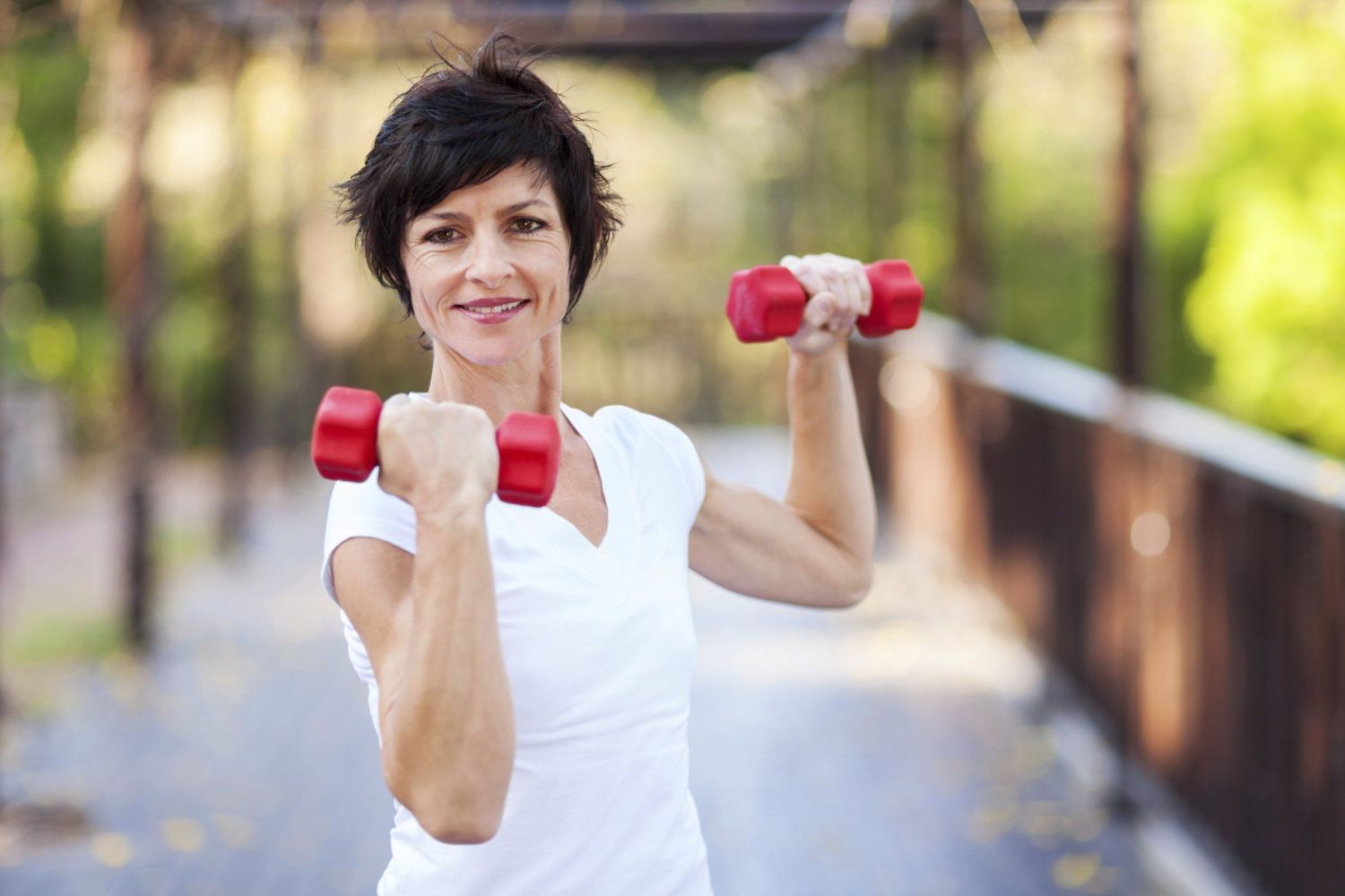 Esto es lo que sucede en tu cuerpo si no haces ejercicio después de los 40 años