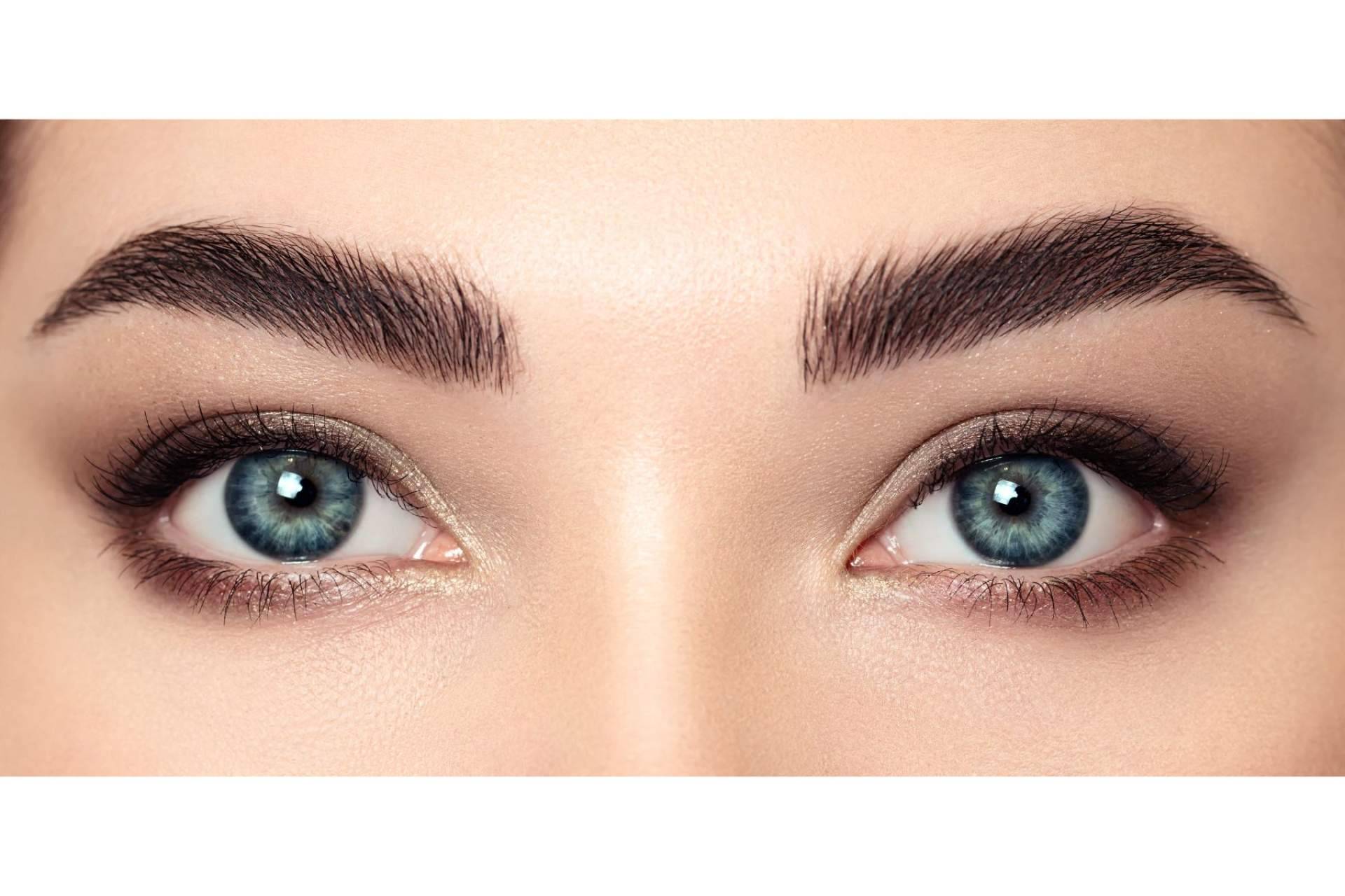 Injerto de cejas en mujeres, una solución definitiva para transformar la apariencia