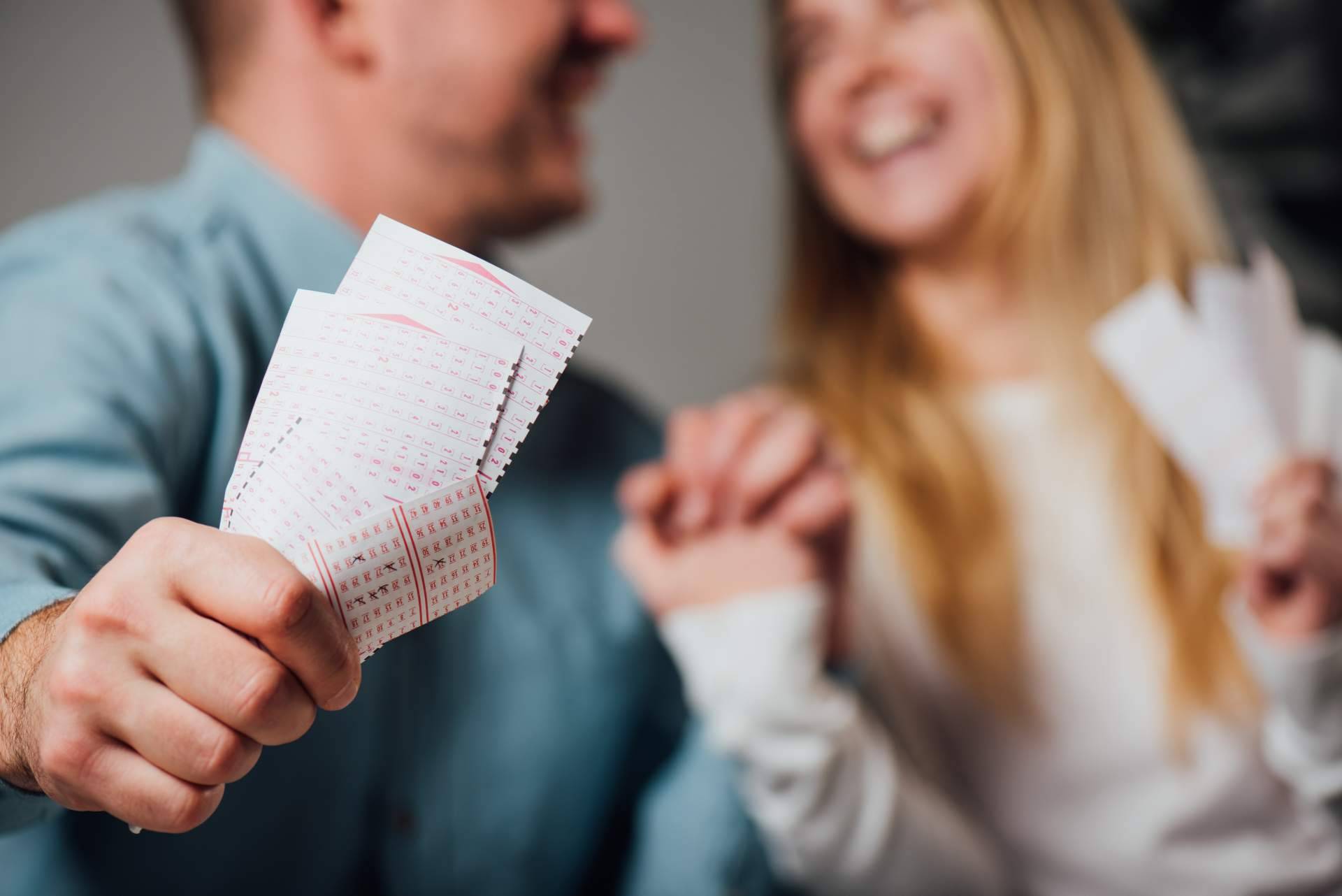Apuestas reducidas en lotería online; Lotería La Mágica ofrece ganar con Primitiva y Bonoloto desde casa