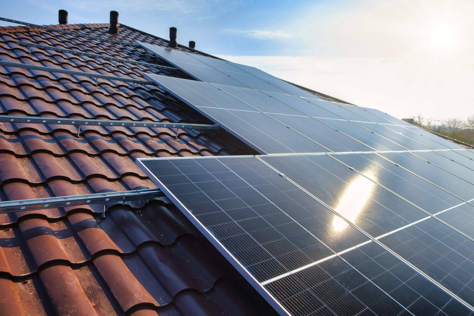 Especialistas en soluciones energéticas, Solomnia