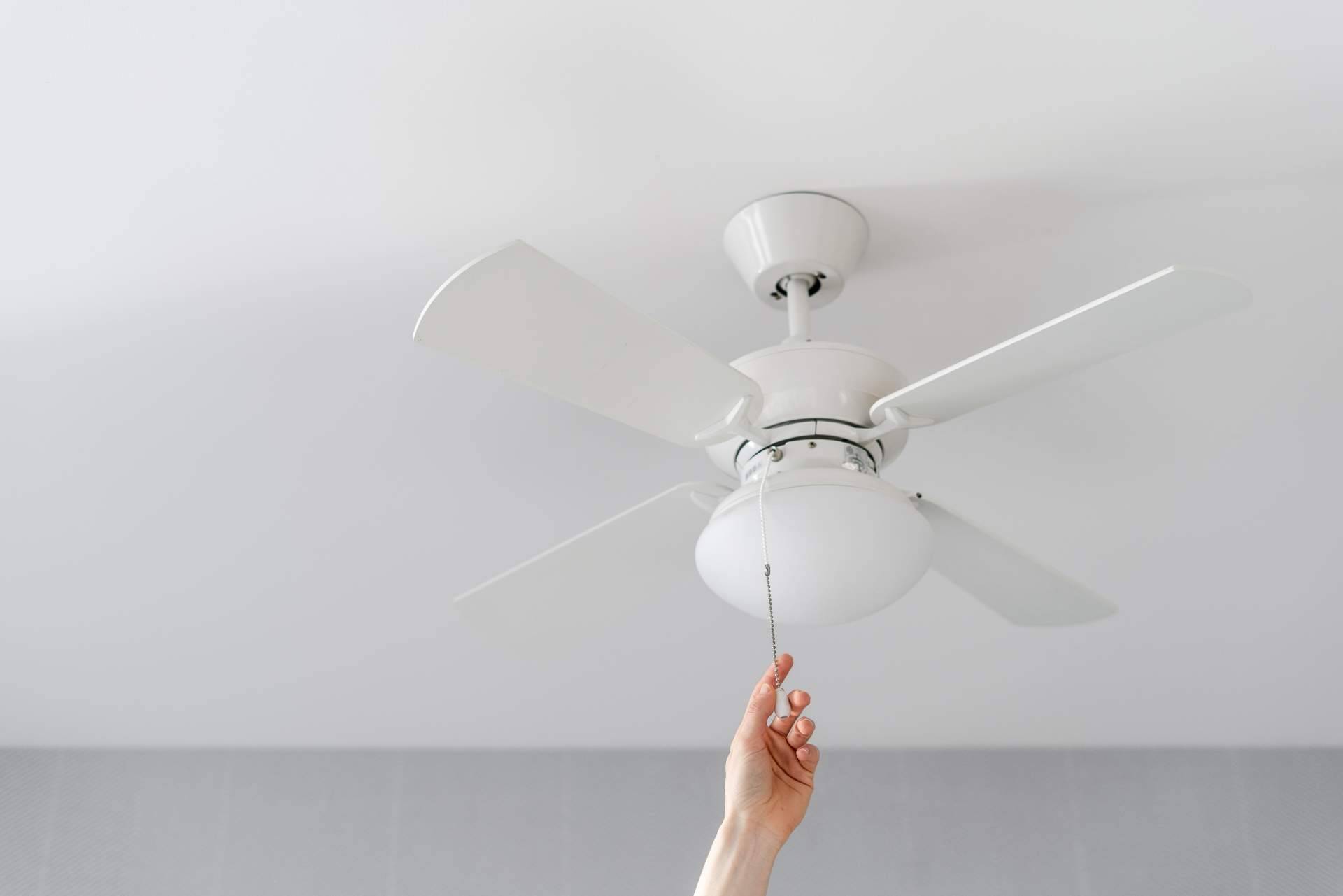 La demanda de ventiladores de techo aumenta en La Tienda de Electricidad durante el verano