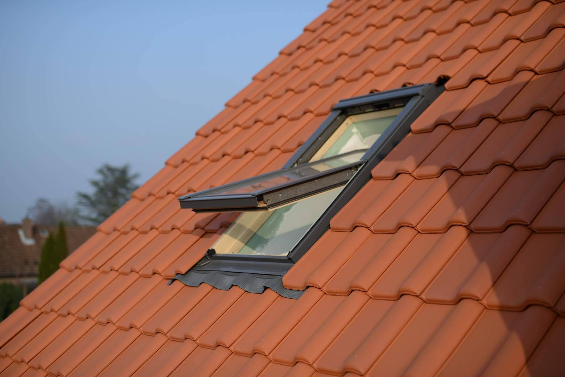 Cerramientos Zaragoza sobre las características de las ventanas Velux