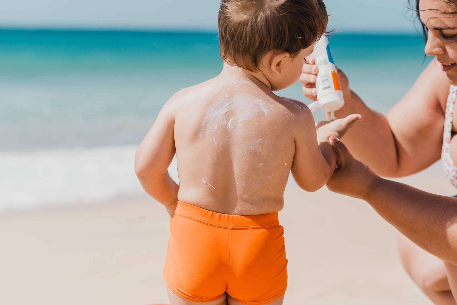 Farmasky ofrece protector solar para bebés