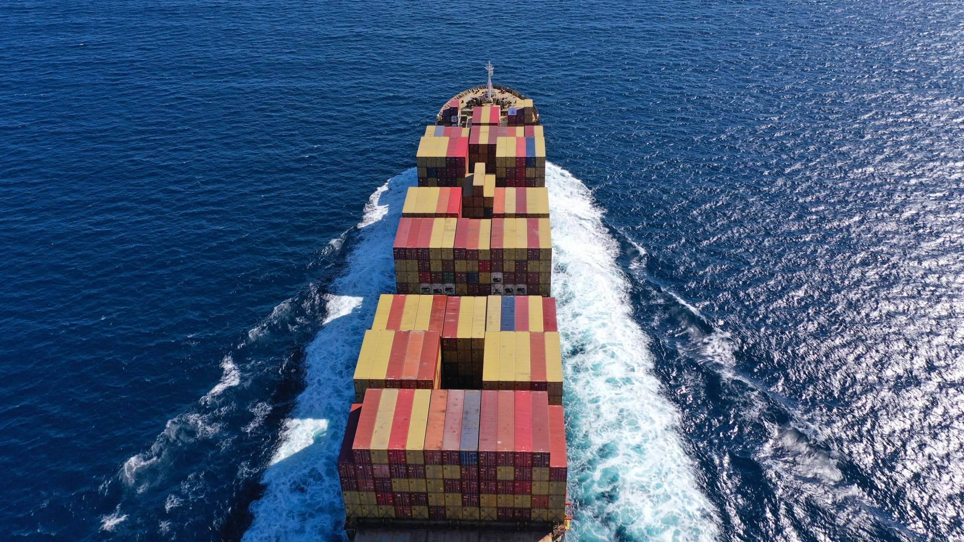 Transporte aéreo y marítimo de mercancías con la agencia de transporte internacional Acirfa Shipping