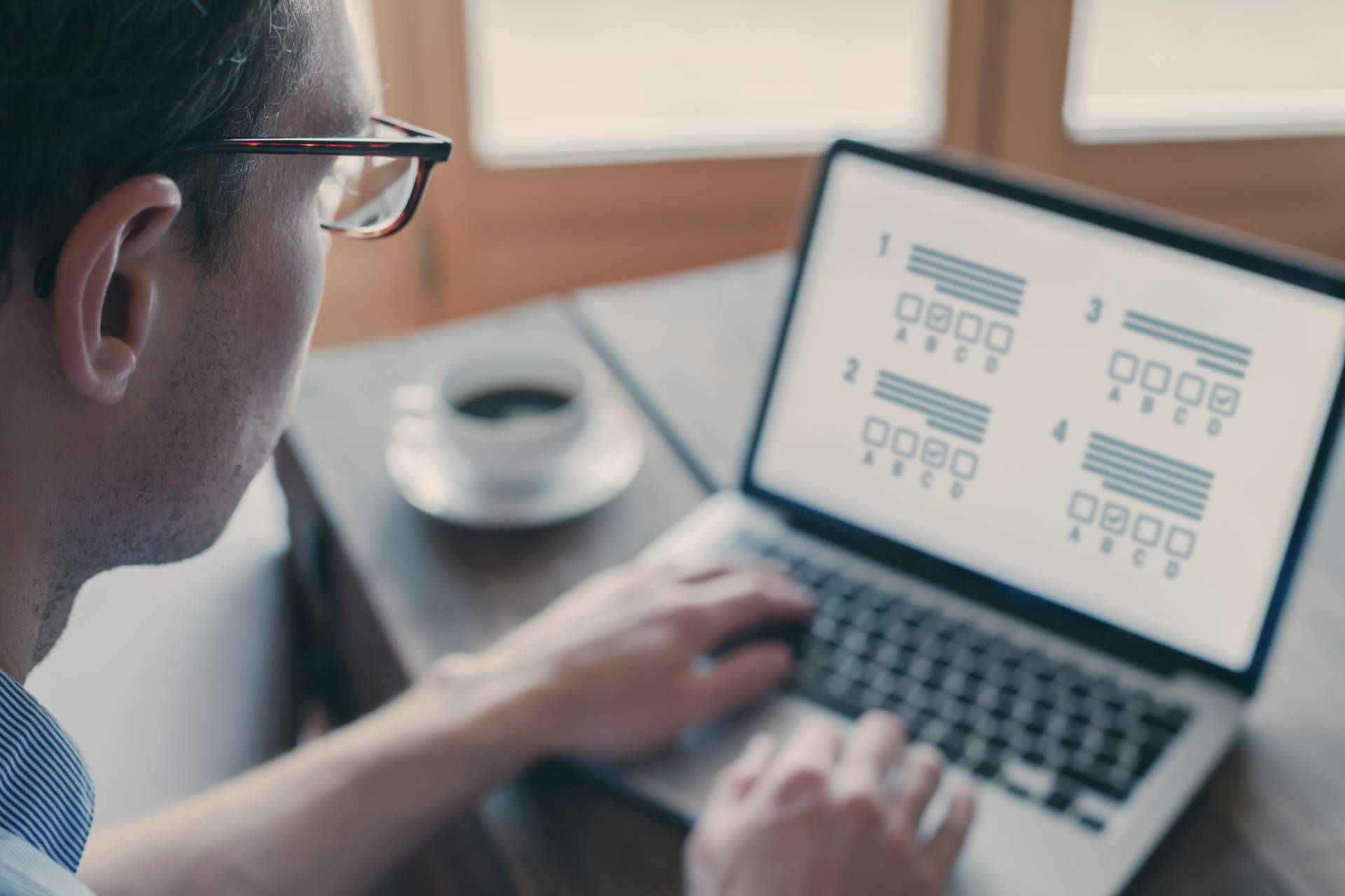 Test ilimitados con TopoTest, la nueva herramienta revolucionaria para opositores