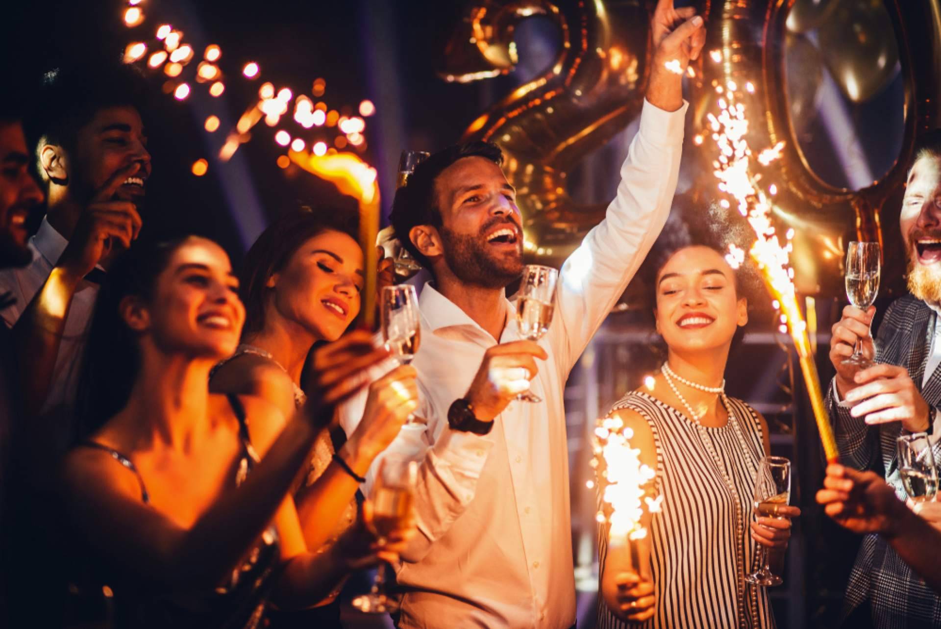 La empresa Despedidas Salou se ocupa de la organización de fiestas de noche