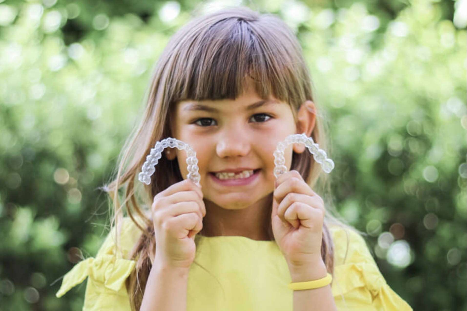 CLÍNICA CRISTINA VIYUELA + CO proporciona el tratamiento de Invisalign First, ideal para niños en edad de desarrollo