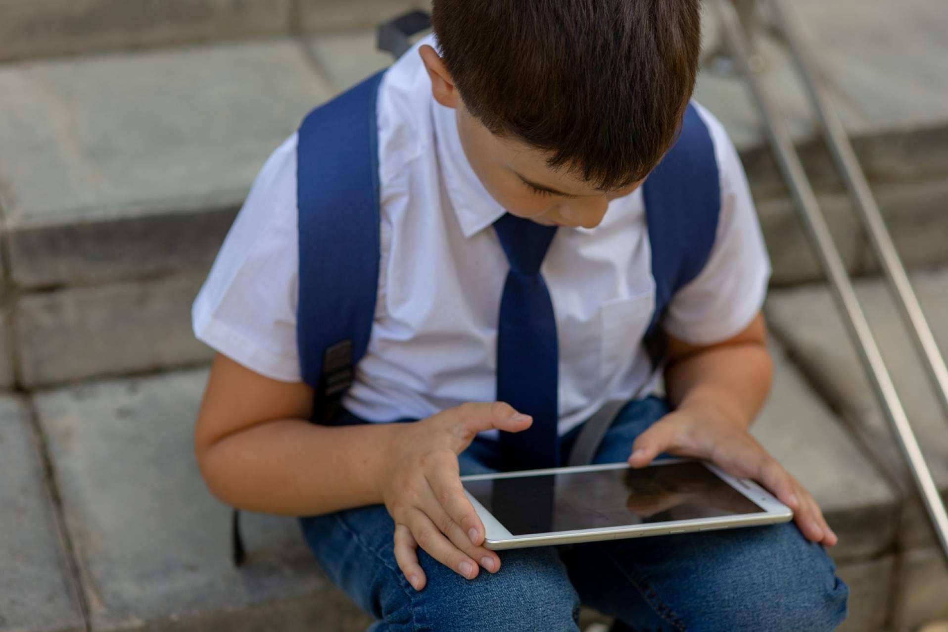 La protección de datos llega a los colegios con la colaboración de las AMPA y Stop Datos