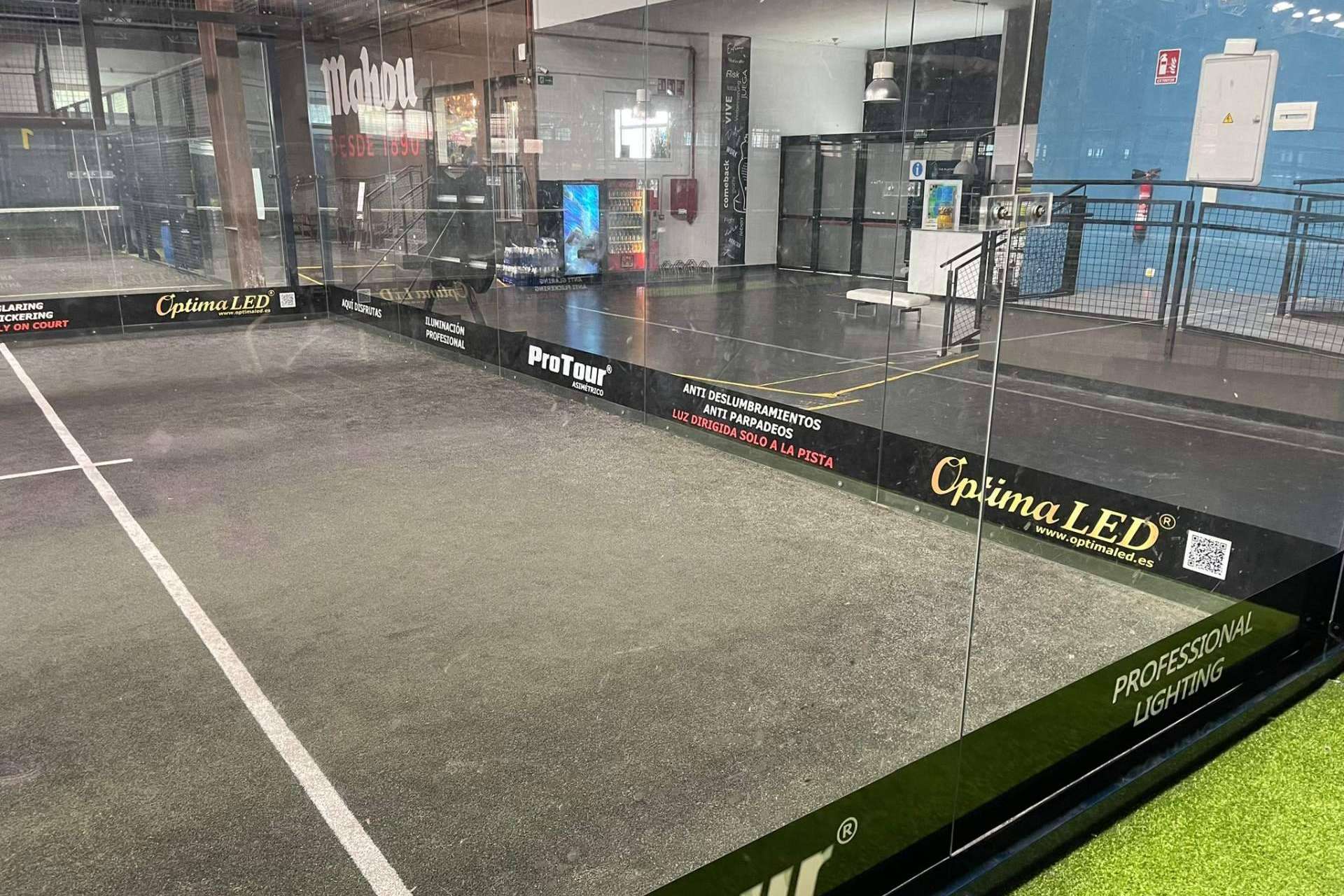 Óptima LED empieza a iluminar el Club The Players Valladolid con tecnología LED asimétrica