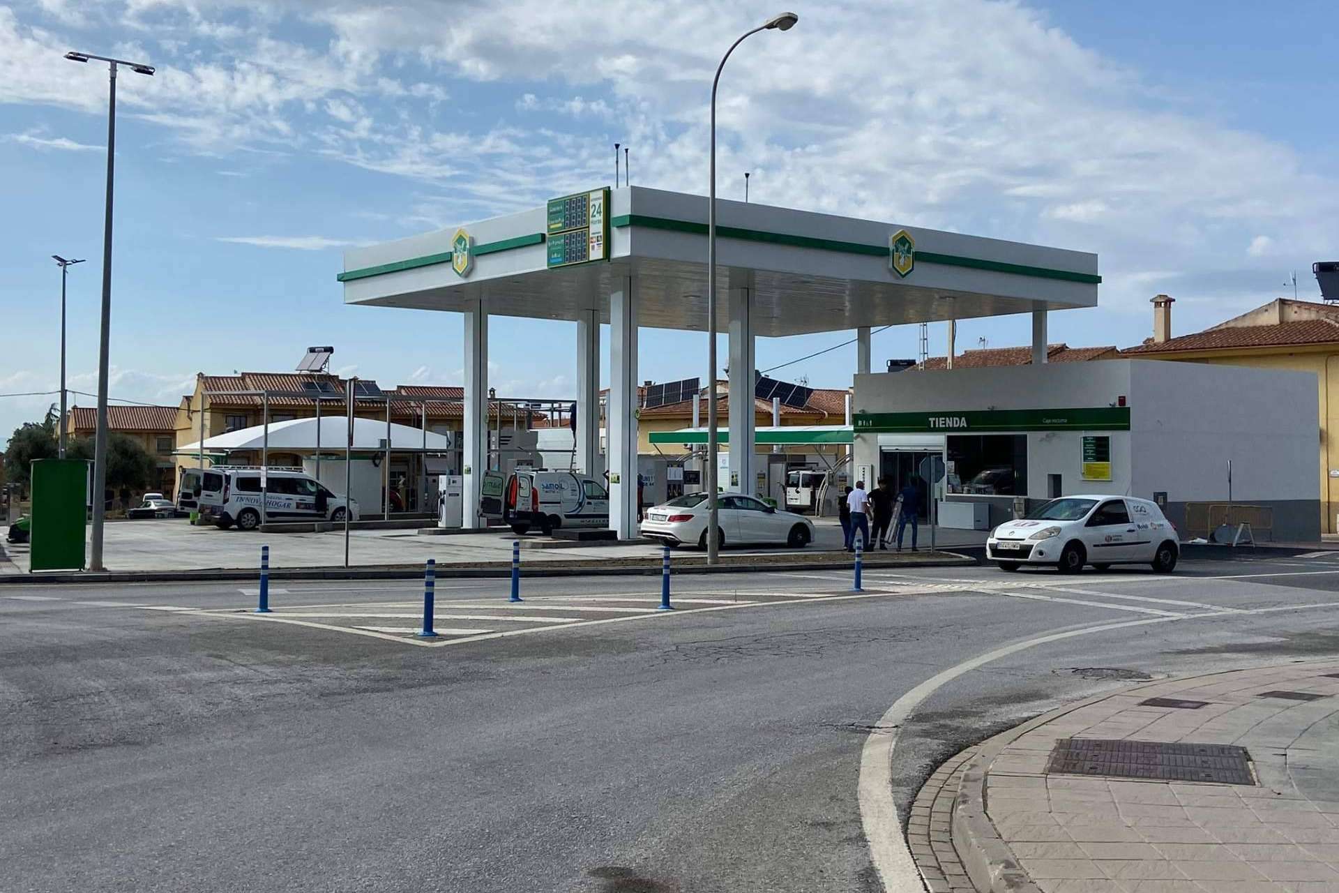 E.S. El Molino – Gasolineras low cost en Granada