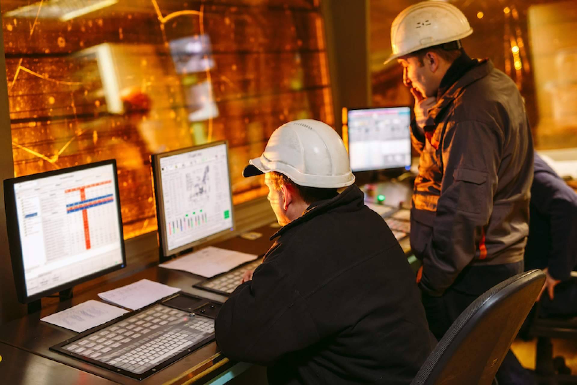 Expertos en los servicios en el área de la ingeniería estructural y calculista en la Oficina de Ingeniería Civil