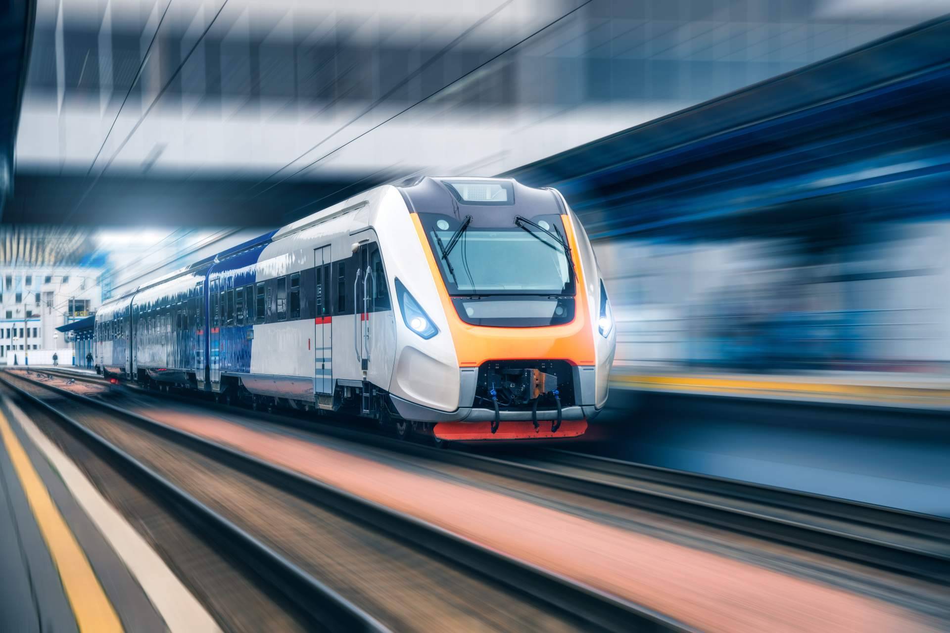 Mantas antivibración para proteger los entornos cercanos a las vías del tren, de la mano de Verdú