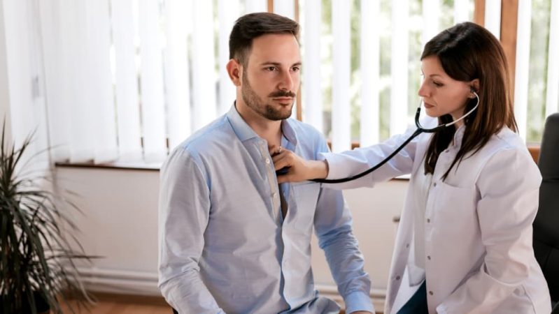 Un paciente muere practicando sexo y la enfermera es acusada de falta de ética y de profesionalidad