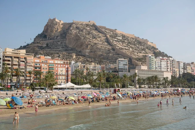 Estas son las playas más peligrosas, inseguras y sucias de España 10 Merca2.es postiguet Merca2.es