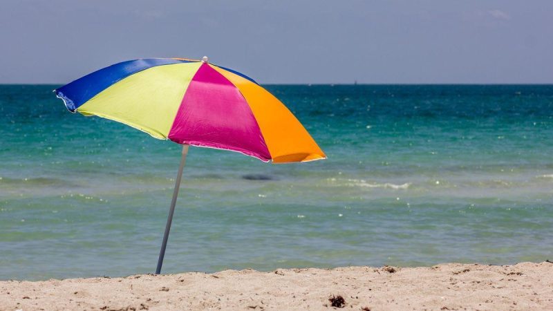 Adquiere tu pincho para poner la sombrilla en la playa