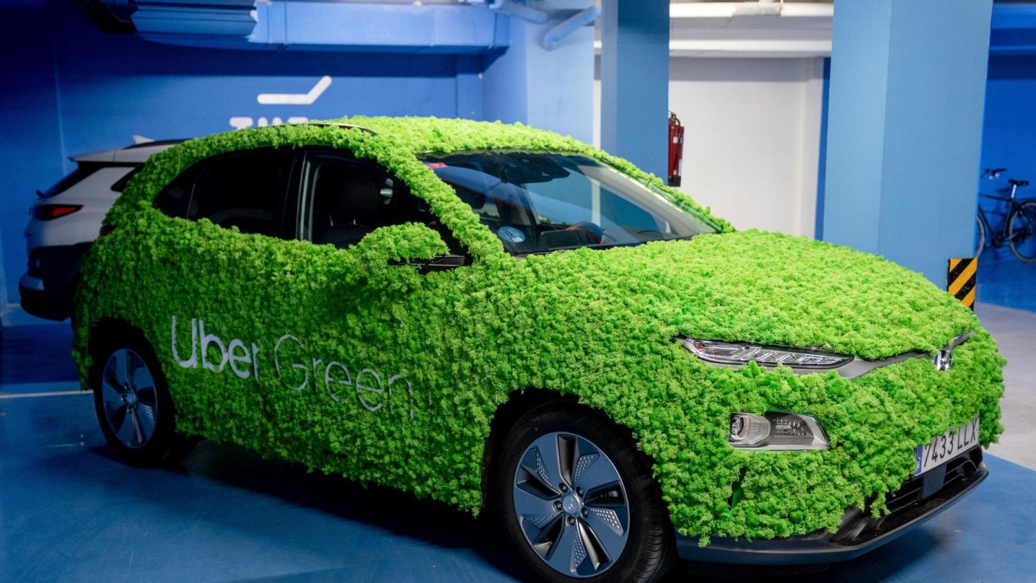 Los  elevados costes de los coches eléctricos bajan la velocidad de la electrificación en Uber