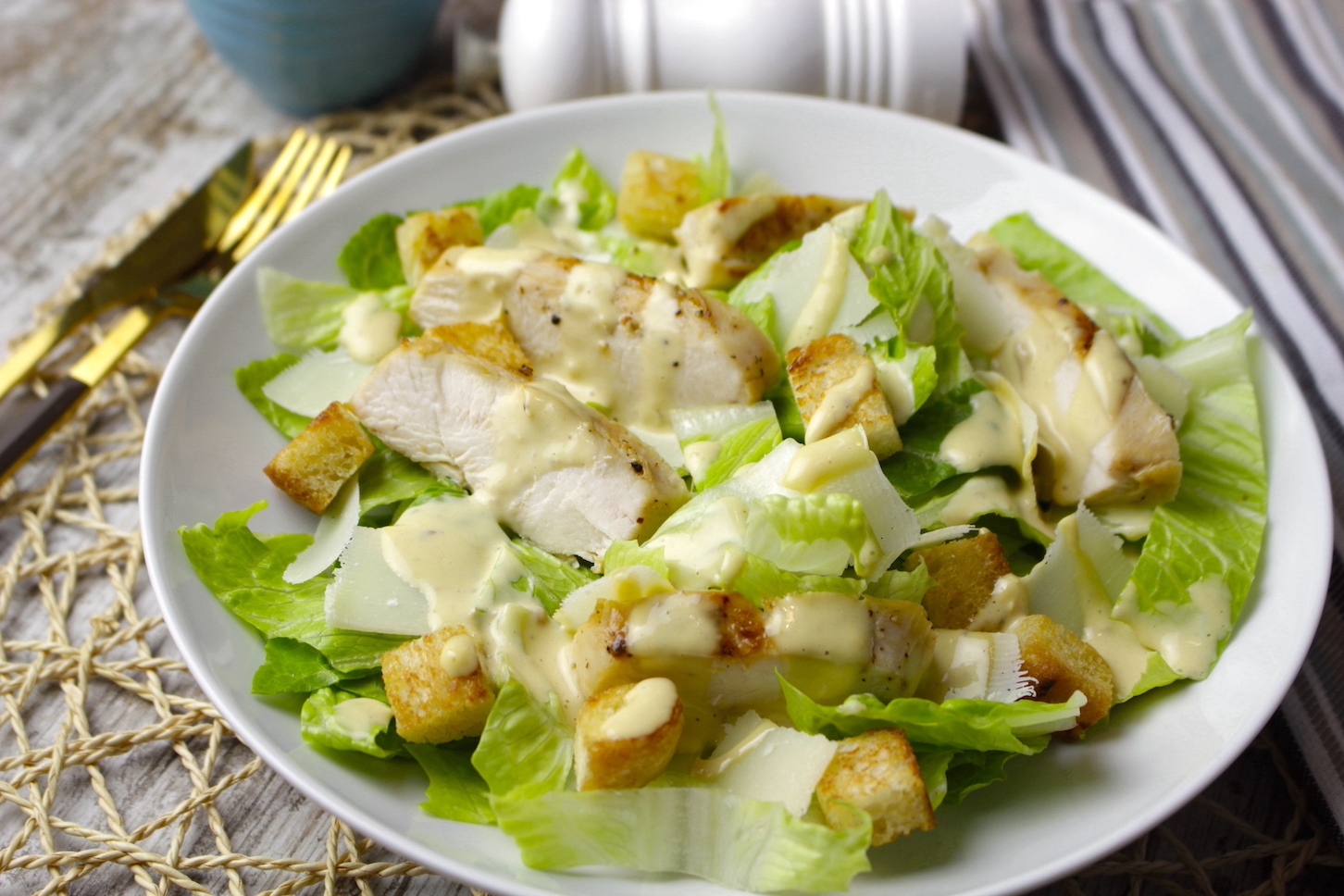 La deliciosa ensalada de pollo para acompañar cualquier plato