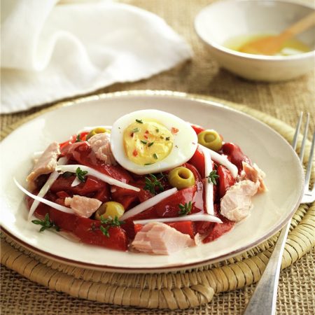 Ensalada de pimientos, un exquisito clásico del verano 25 Merca2.es Un plato ideal para cuando hace calor