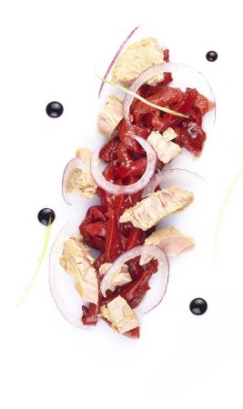 Ensalada de pimientos, un exquisito clásico del verano 26 Merca2.es ¿De dónde le viene la magia a la ensalada de pimientos?