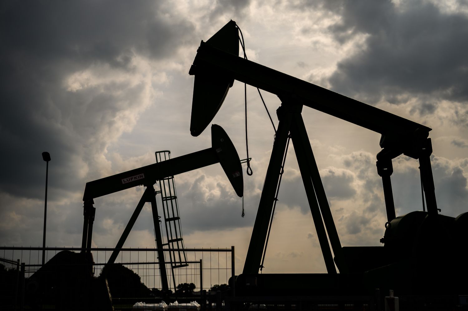 El precio del petróleo marca máximos desde septiembre ante las tensiones en Oriente Próximo