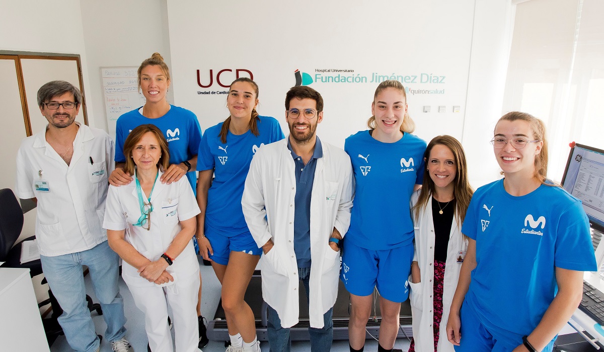 La Fundación Jiménez Díaz realiza el reconocimiento médico de la primera plantilla femenina del Movistar Estudiantes